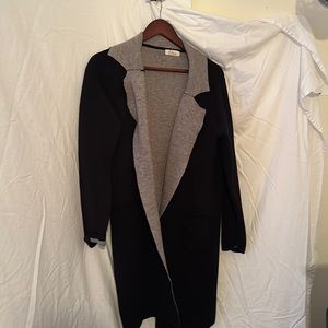 Two tone grey and black open cardigan blazer